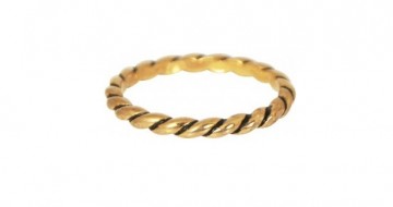 Charmins ring twisted gold