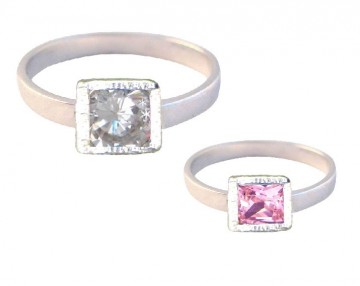 Kids cubic ring charmins crystal en roze