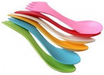 Lepel mes en vork ineen