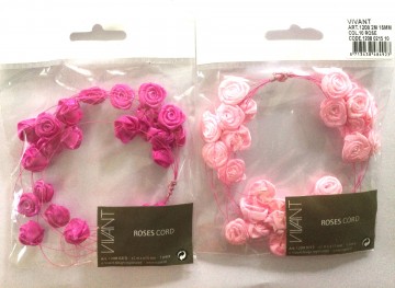 Streng met roosjes verpakking