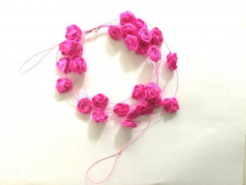 Streng met roosjes